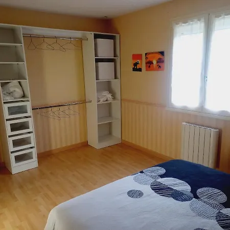 Holiday home Maison Entiere Spatieuse Et Au Calme 6 Couchages L'Herbergement