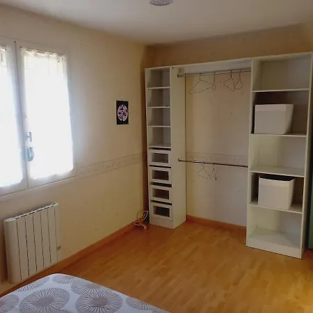 Maison Entiere Spatieuse Et Au Calme 6 Couchages Holiday home *